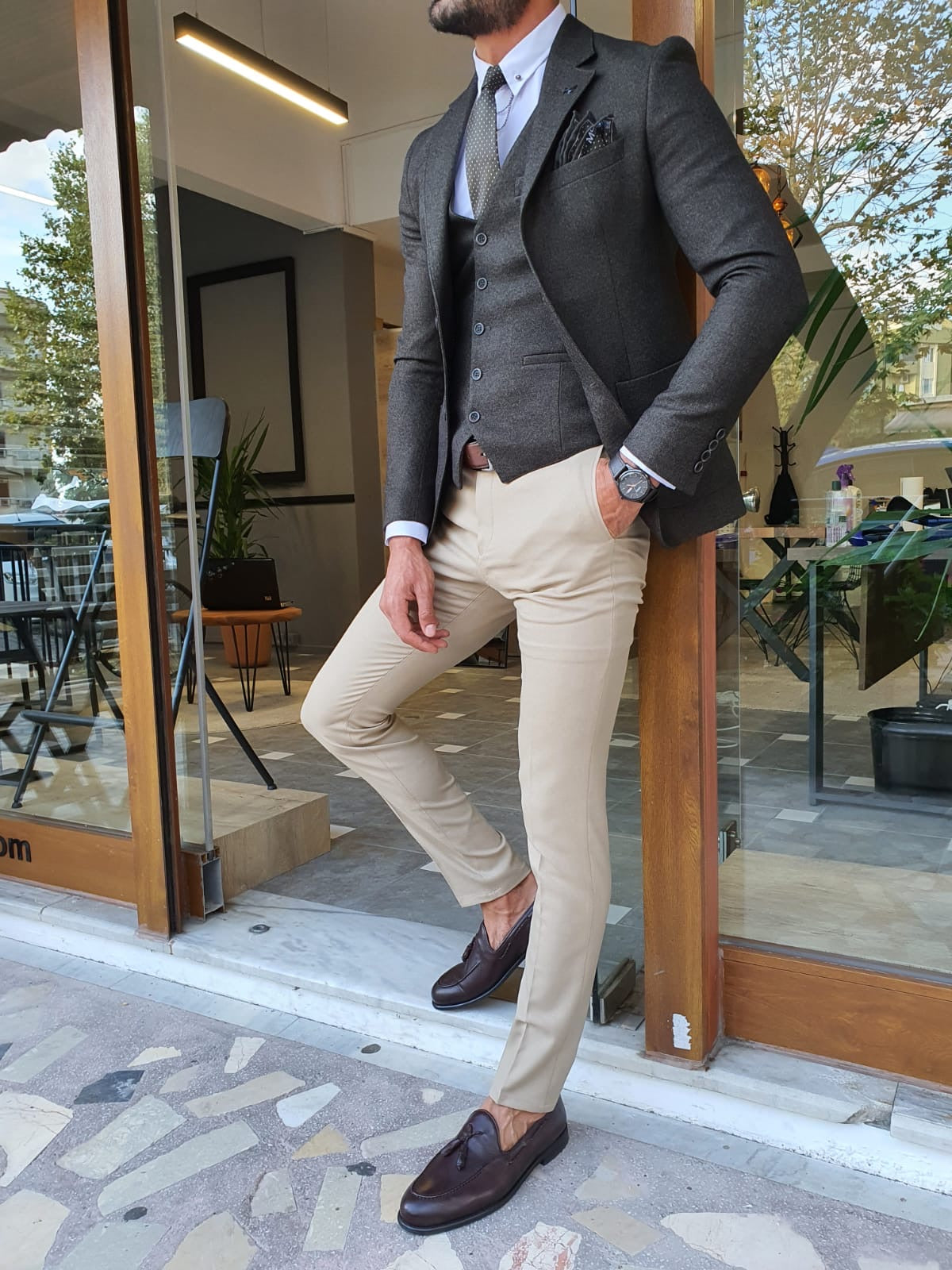 Henderson Khaki Slim Fit Suit - Elevate Your Elegance