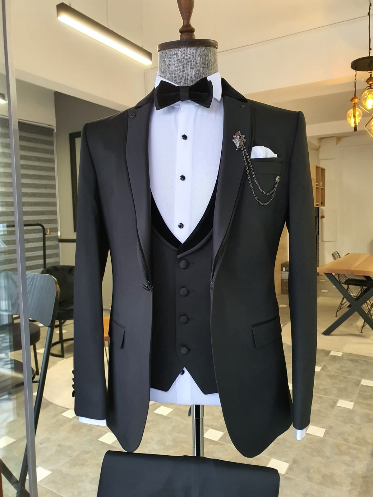 Montreal Black Slim Fit Notch Lapel Tuxedo